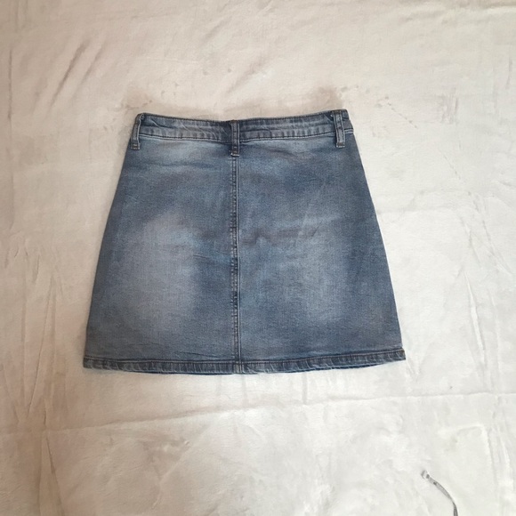 Button Down Denim Skirt - Picture 7 of 7